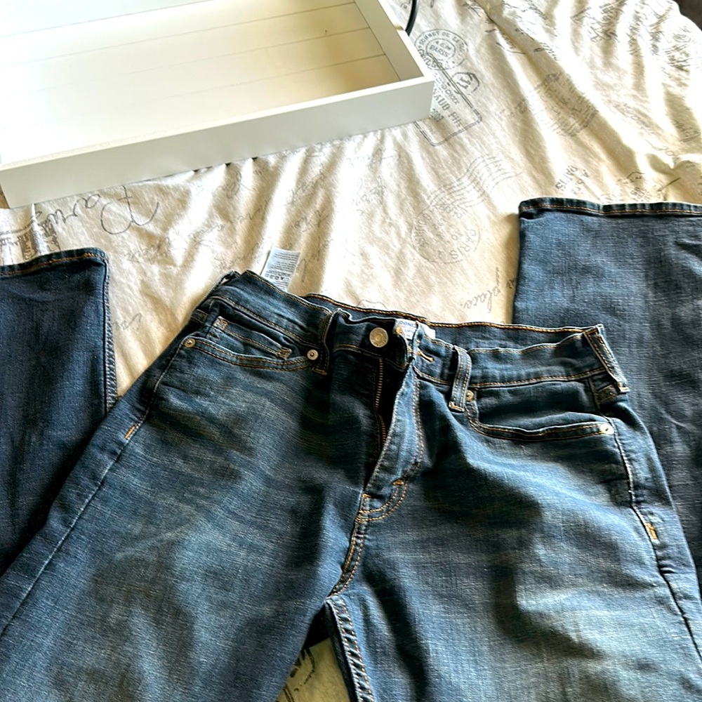 Women’s Denizen jeans by Levi Strauss. Women’s petite large (W30/L30).